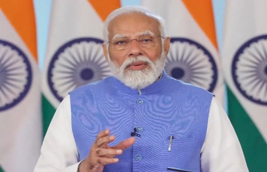 प्रधान मंत्री नरेंद्र मोदी ने महज 14 दिनों में 8.25 लाख करोड़ रुपये की विकास परियोजनाएं राष्ट्र को समर्पित की