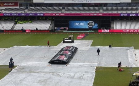 इंग्लैंड-पाकिस्तान के बीच पहला टी20 मैच चढ़ा बारिश की भेंट