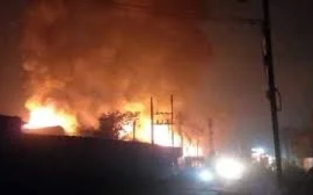 छत्तीसगढ़ के बेमेतरा जिले के गांव बोरसी की बारूद फैक्टरी में भीषणा विस्फोट, 10 के मरने की सूचना