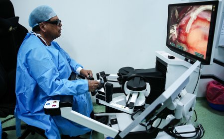 देश के पहले सर्जिकल रोबोट ने 100 सफल कार्डियक सर्जरी कर रचा इतिहास