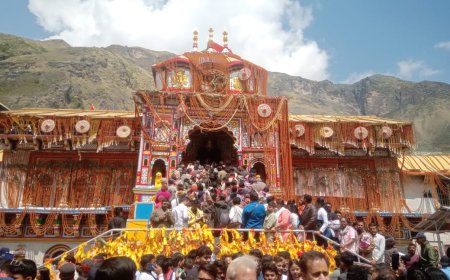 चारधाम तीर्थयात्रियों से स्वास्थ्य का ध्यान रखने का आग्रह, अब तक 56 की मौत