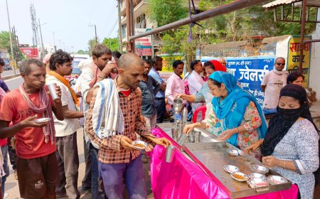 गुरु अर्जन देव जी के बलिदानी दिवस के उपलक्ष्य पर हुआ चना-शरबत का वितरण