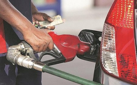 पेट्रोल-डीजल की कीमत स्थिर, कच्चा तेल 83 डॉलर प्रति बैरल के करीब