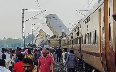 पश्चिम बंगाल: दार्जिलिंग में बड़ी ट्रेन दुर्घटना, 8 लोगों के शव बरामद