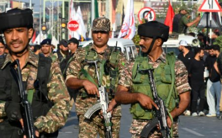 जम्मू-कश्मीर में जवानों की शहादत पर भड़के विपक्षी नेता, केंद्र सरकार पर उठाये सवाल