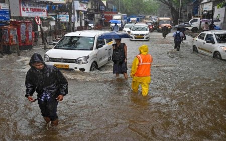 मुंबई  में  एक  बार  फिर  बारिश  का  कहर!