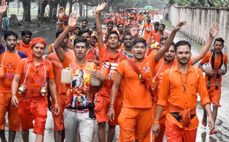 सुप्रीम कोर्ट ने कहा कि कांवड़ रूट पर नेम प्लेट के लिए मजबूर नहीं कर सकते !