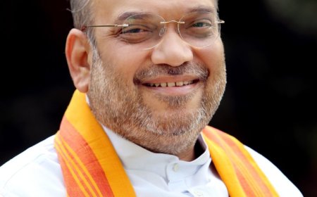 बांग्लादेश में अशांति के मद्देनजर गृह मंत्री अमित शाह ने की उच्च स्तरीय बैठक