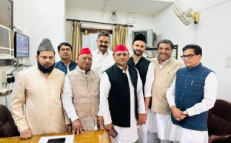 वक्फ विधेयक पर विपक्ष का आक्रोश: कांग्रेस, समाजवादी पार्टी और अन्य दलों ने की आलोचना