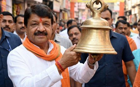 अहंकार की भाषा, लोकतंत्र पर वार: ‘फोकट’ से ‘घंटा’ तक का सफर