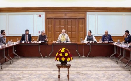 पीएम नरेंद्र मोदी ने भारतीय एआई स्टार्टअप्स के साथ की राउंडटेबल चर्चा, कहा- देश में इनोवेशन की अपार क्षमता