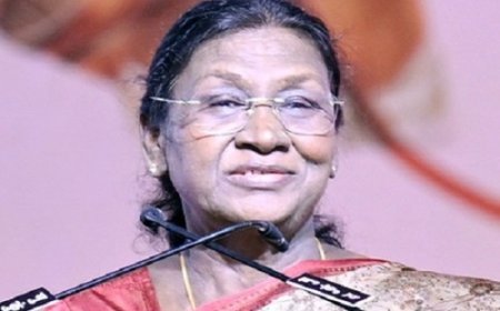 गणतंत्र दिवस: राष्ट्रपति द्रौपदी मुर्मु ने 70 सशस्त्र बल कर्मियों के लिए वीरता पुरस्कारों को मंजूरी दी