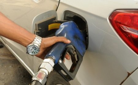 प्रीमियम पेट्रोल 2 रुपए प्रति लीटर हुआ महंगा, सामान्य ईंधन की कीमतों में कोई बदलाव नहीं