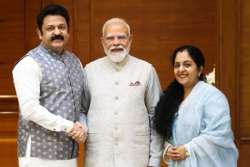 'नन्हे दोस्त के साथ,' प्रधानमंत्री नरेंद्र मोदी ने सोशल मीडिया पर बच्चे के साथ शेयर की तस्वीर