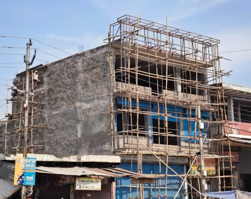 सील के बाद भी धड़ल्ले से निर्माण, प्राधिकरण की कार्रवाई पर सवाल