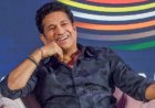 'सच्चे भारत रत्न', महाराष्ट्र के मुख्यमंत्री देवेंद्र फड़णवीस ने सचिन तेंदुलकर को जन्मदिन की बधाई दी