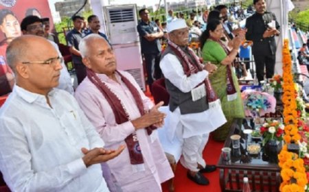 राजस्थान के राज्यपाल ने किया फुटबॉल लीग का उद्घाटन, बताया खेलों का महत्व