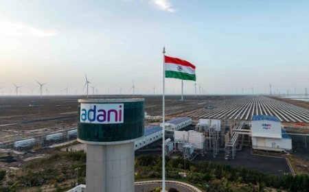 अदाणी ग्रीन एनर्जी का वित्त वर्ष 26 में शानदार प्रदर्शन, कोर एबिटा सालाना आधार पर 23 प्रतिशत बढ़कर 10,865 करोड़ रुपए रहा