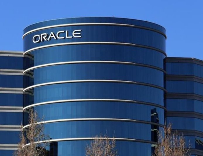 सुबह 6 बजे आया मेल और खत्म हो गई नौकरी! Oracle की बड़ी छंटनी से IT सेक्टर में हड़कंप, 30 हजार तक जा सकती हैं नौकरियां