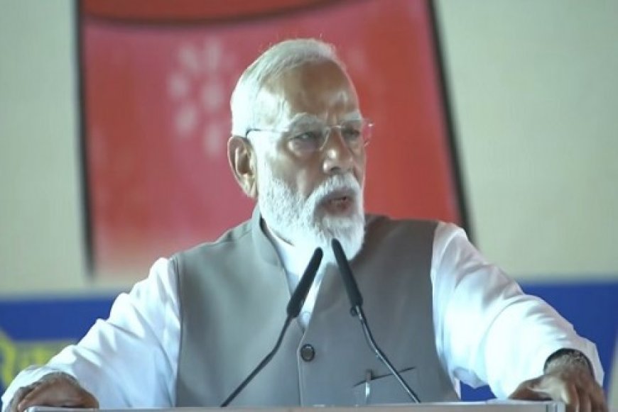 परिवारवादी और तुष्टिकरण में डूबे दल नारी शक्ति से डरे हुए: प्रधानमंत्री नरेंद्र मोदी