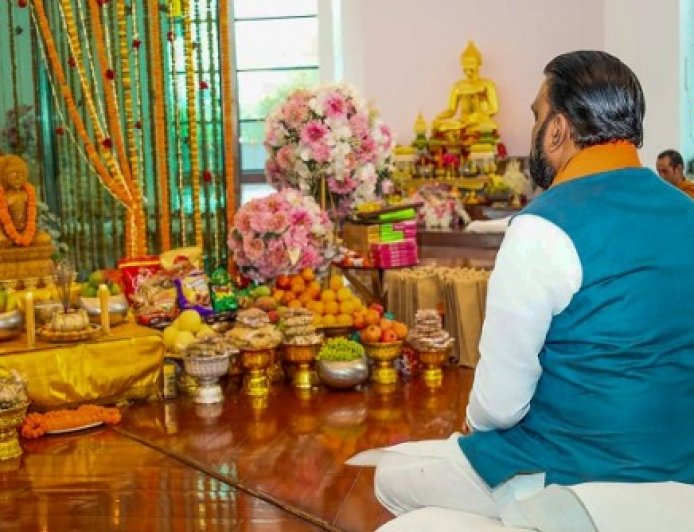 बिहार के मुख्यमंत्री ने बुद्ध पूर्णिमा के अवसर पर विष्णुपद मंदिर में की पूजा-अर्चना