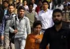 क्या भारत का युवा इंतज़ार की पीढ़ी बन गया है?