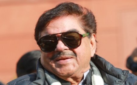 अमिताभ बच्चन और जितेंद्र के साथ काम करने से उन्हें काफी फायदा हुआ: शत्रुघ्न सिन्हा