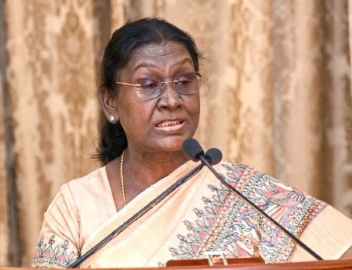 तेलंगाना राज्य स्थापना दिवस पर राष्ट्रपति द्रौपदी मुर्मु, उपराष्ट्रपति और पीएम नरेंद्र मोदी ने दीं शुभकामनाएं