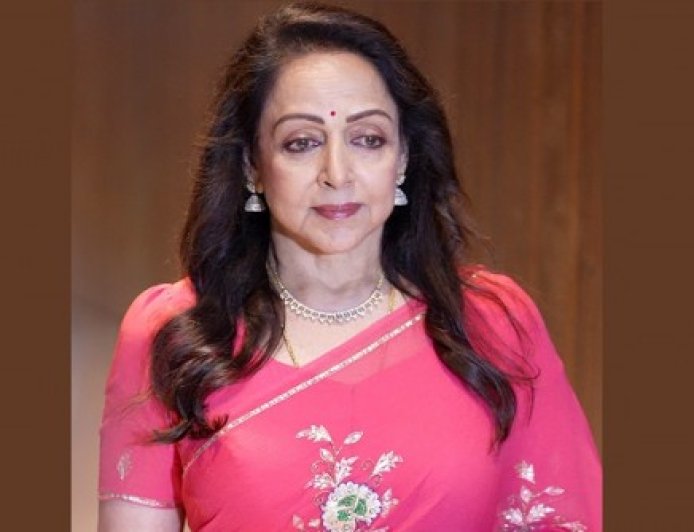 हेमा मालिनी को कैसे मिला था 'ड्रीम गर्ल' का नाम? अभिनेत्री ने खुद सुनाया दिलचस्प किस्सा