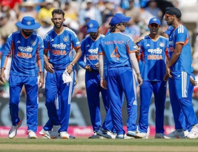 बल्लेबाजी क्रम से छेड़छाड़, तेज गेंदबाज नाकाम, इन 5 कारणों के चलते इंग्लैंड में शर्मसार हुई टीम इंडिया