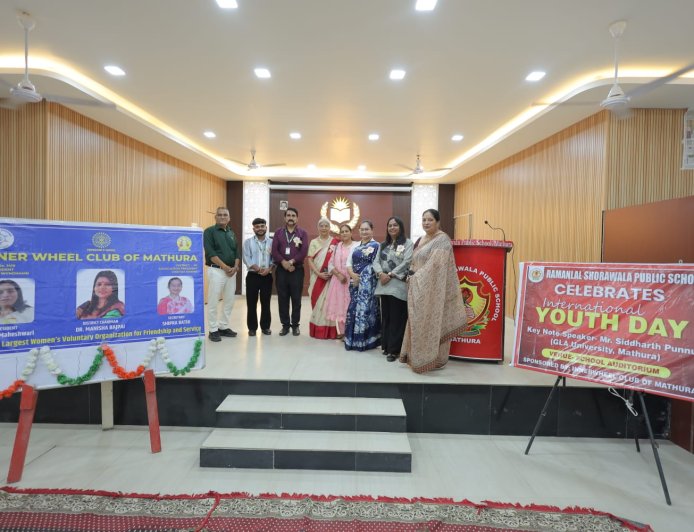 सोशल मीडिया की लत छोड़ लक्ष्य पर करें फोकस, तभी मिलेगी सफलता: सिद्धार्थ पुन्नू