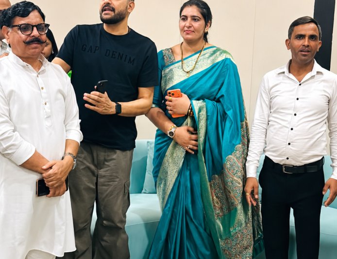 हरियाली तीज पर कोको काउंटी में दिखी महिला शक्ति की खास झलक, निर्मल तंवर भाटी का हुआ भव्य स्वागत
