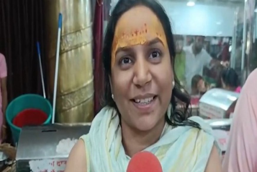 सावन के पहले सोमवार पर बाबा महाकाल का भांग से विशेष शृंगार, महाआरती में शामिल हुए हजारों श्रद्धालु