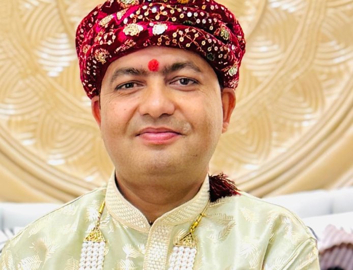 'एक बोतल जल पी लीजिए, दोनों किडनियां ठीक हो जाएंगी!' प्रेमानंद महाराज को बरेली के महंत की खुली चुनौती