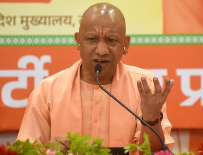 स्पीड, स्केल और कनेक्टिविटी के मंत्र ने बदली यूपी की तस्वीर सीएम योगी